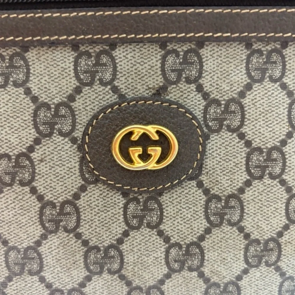 GUCCI Monogram Clutch, Authentic. EUC
